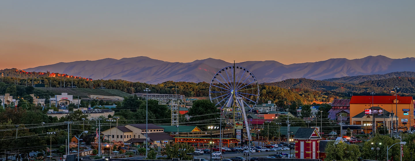 What&#39;s Open in Pigeon Forge, Gatlinburg &amp; Sevierville | Official  InformationThe Official Pigeon Forge Chamber of Commerce