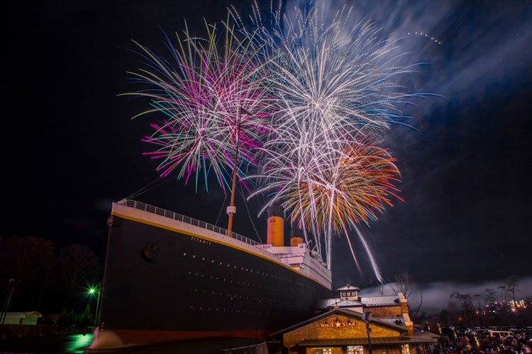 Thanksgiving Fireworks Display at Titanic Museum in Pigeon Forge