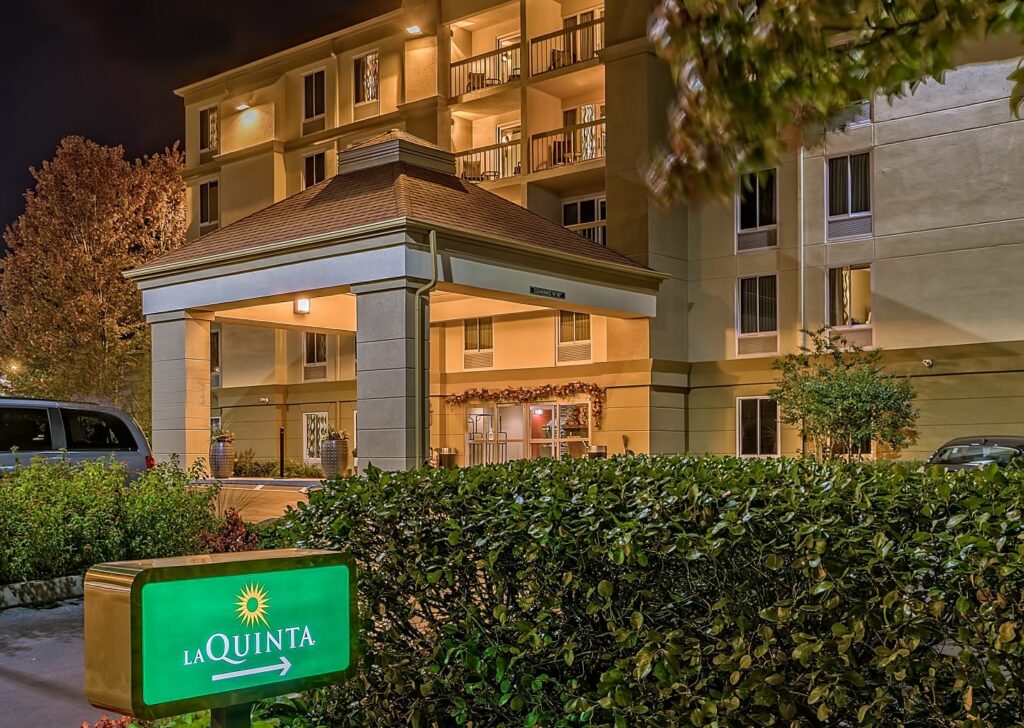 Top 6 Places To Stay in Pigeon Chamber of Commerce